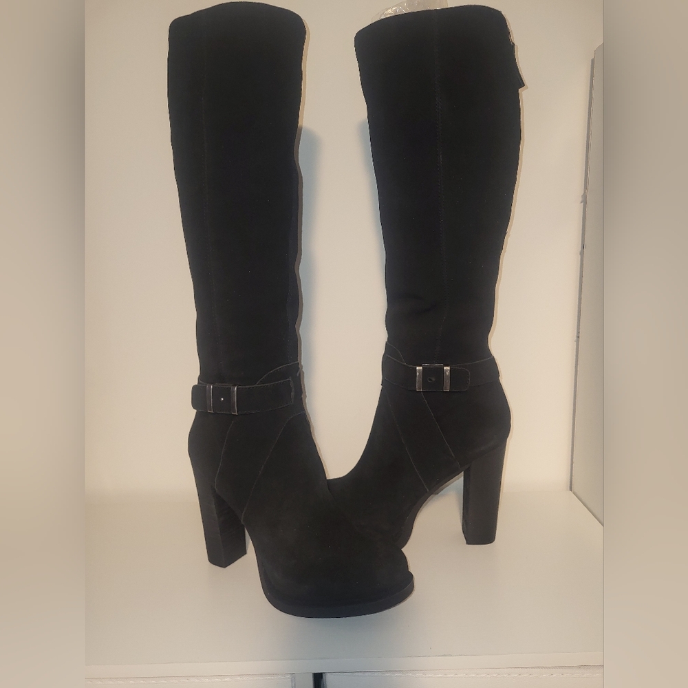 Elegant Black Women's Boots